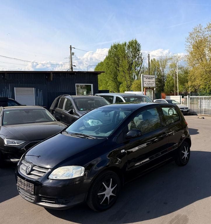 Second-hand VW Fox Refresh 54 CP (39 kW) 2010 Negru Hatchback