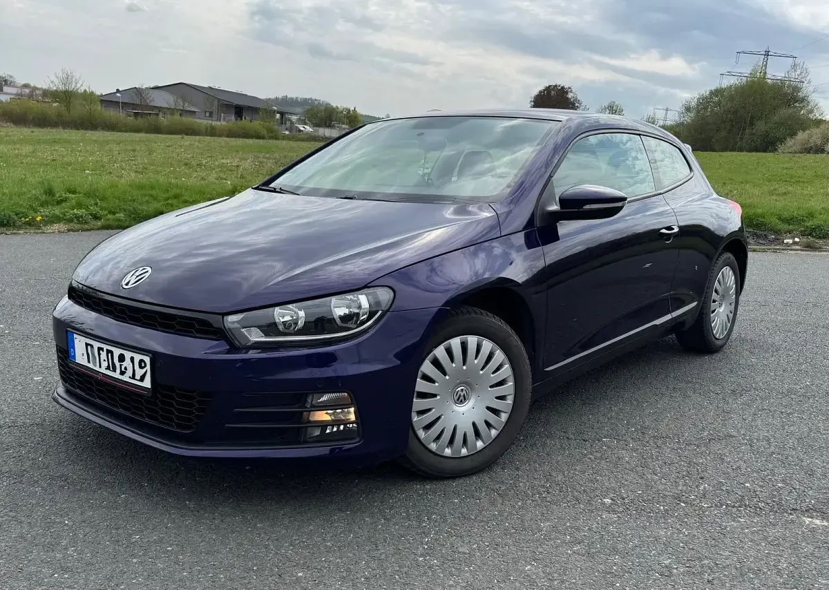 Używany VW Scirocco 150 KM (110 kW) 2015 Purpurowy Coupe