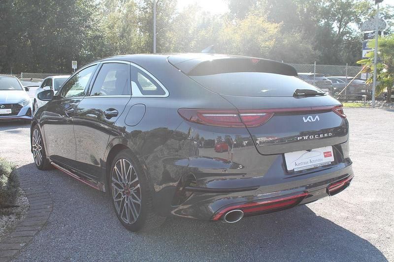 Gebraucht Kia ProCeed GT GT 204 PS (150 kW) 2022 Grau Kleinwagen