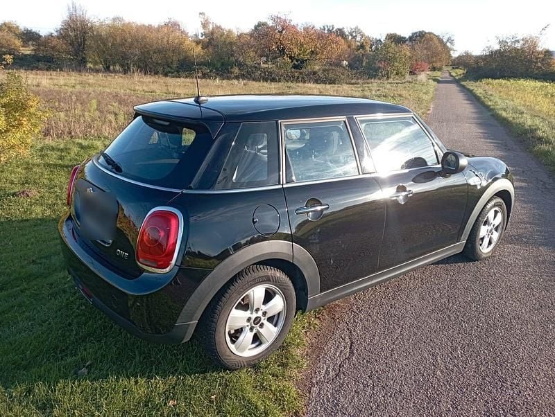 Usata Mini ONE 102 CV (75 kW) 2017 Nero Utilitaria