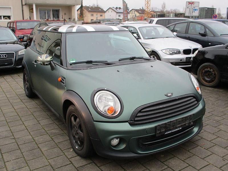 Gebraucht Mini ONE 75 PS (55 kW) 2010 Schwarz Kleinwagen