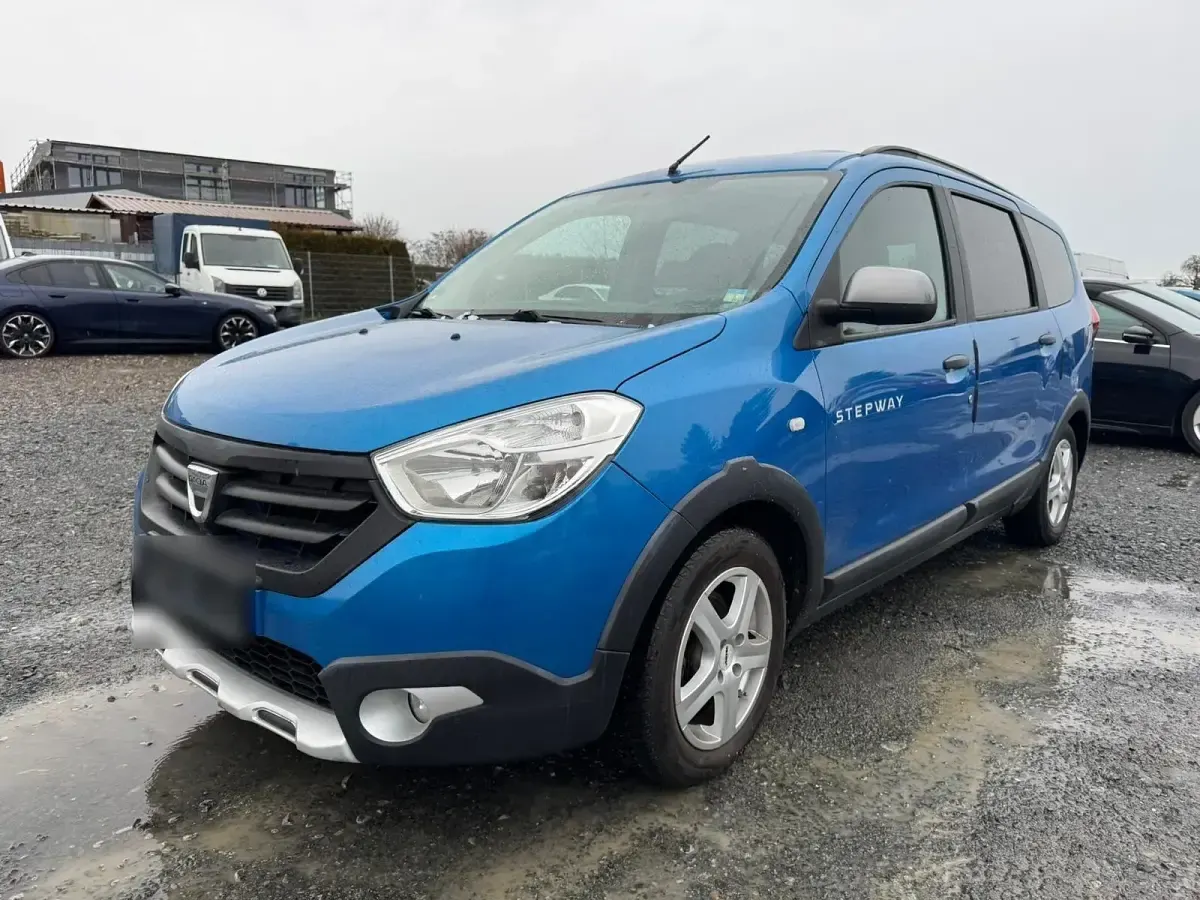 Gebraucht Dacia Lodgy Stepway 116 PS (85 kW) 2015 Blau Van / Kleinbus