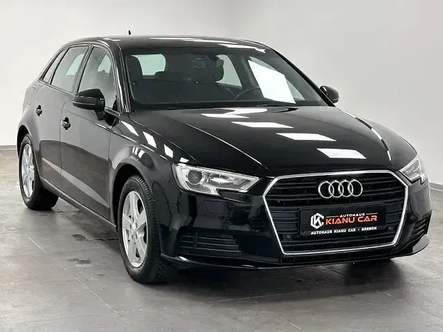 Gebraucht Audi A3 Basis 237 PS (174 kW) 2018 Schwarz Limousine