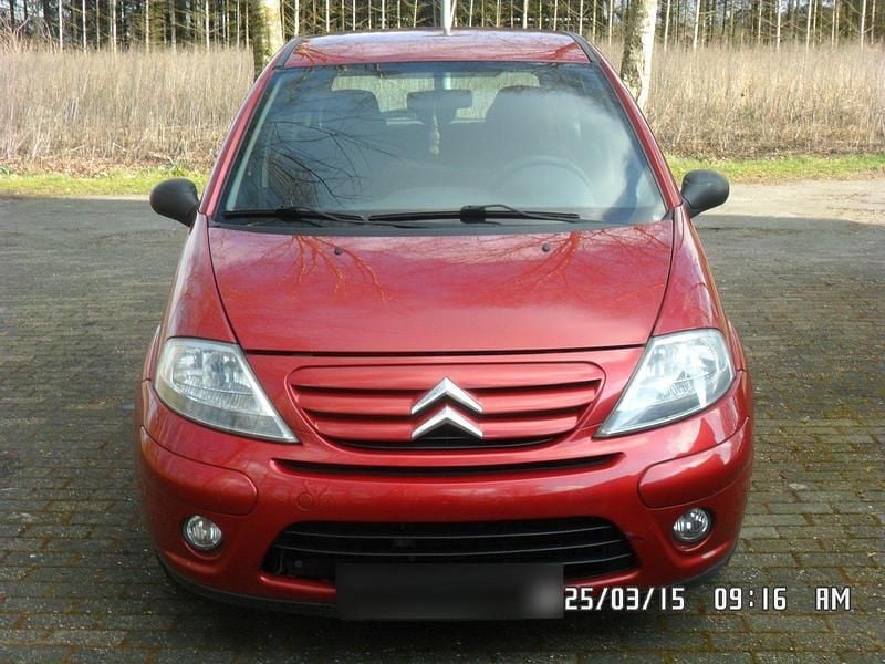 Gebraucht Citroën C3 Comfort 68 PS (50 kW) 2005 Rot Kleinwagen