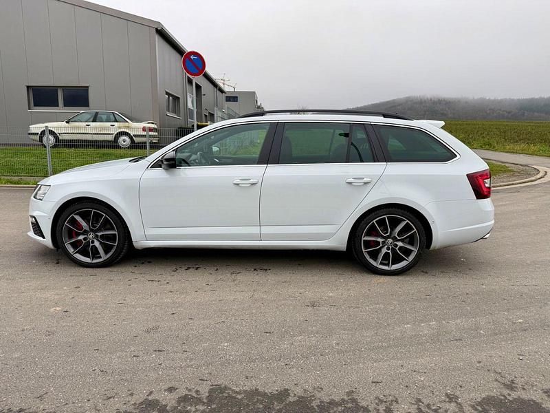 Gebraucht Skoda Octavia RS 230 PS (169 kW) 2017 Weiß Kombi