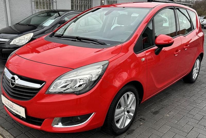 Gebraucht Opel Meriva Style 120 PS (88 kW) 2014 Rot Van / Kleinbus