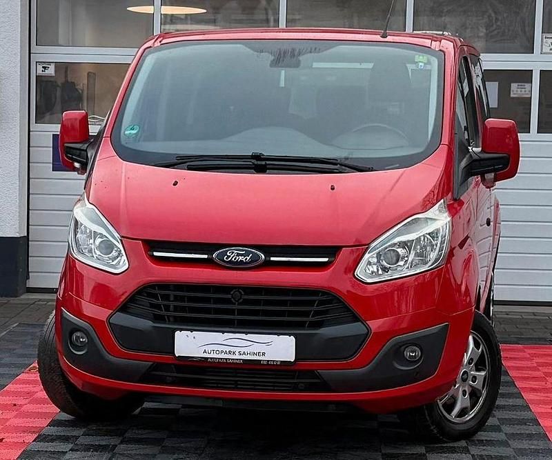 Rot Gebraucht 2013 Ford Transit Van / Kleinbus | 7.649 € (Guter Preis) - Bild 1/4