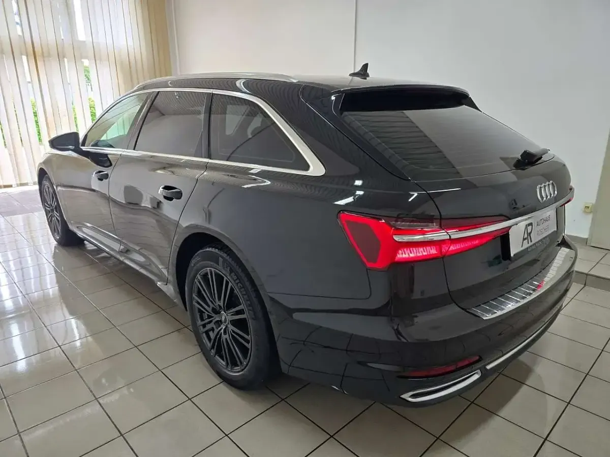 Gebraucht Audi A6 Sport 163 PS (119 kW) 2021 Schwarz Kombi