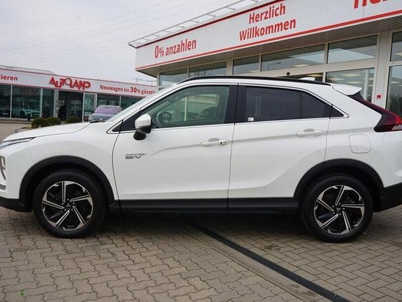 Gebraucht Mitsubishi Eclipse Cross Basis 188 PS (138 kW) 2022 Weiß SUV