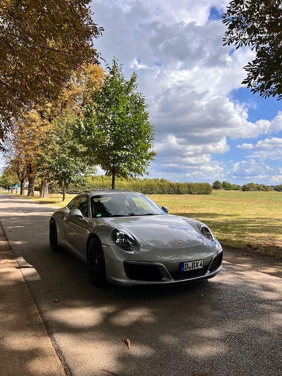 Gebraucht Porsche 911 Carrera 4 370 PS (272 kW) 2017 Silber Coupé