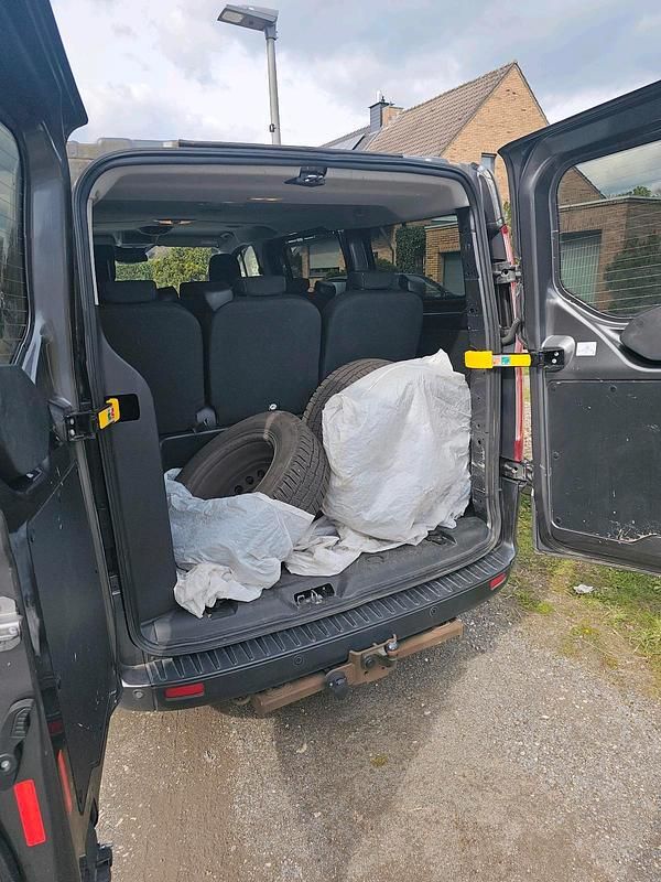 Gebraucht Ford Transit Custom Trend 185 PS (136 kW) 2019 Grau Van / Kleinbus