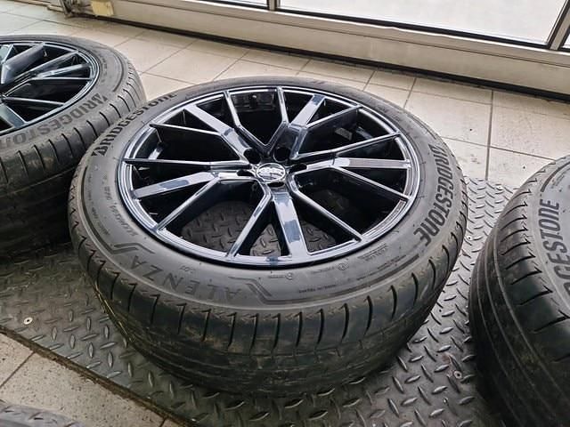 Gebraucht Audi e-tron Sportback S-Line 300 kW (408 PS) 2023 Chronosgrau metallic SUV