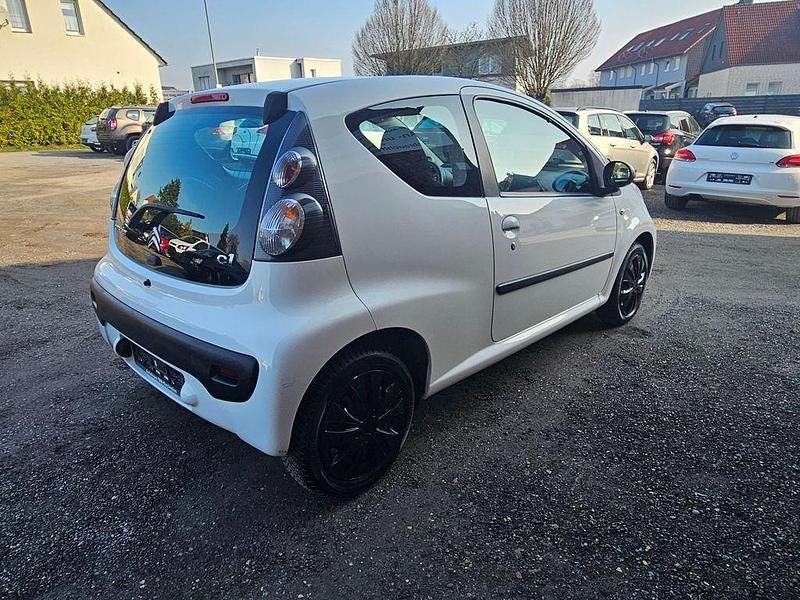 Gebraucht Citroën C1 Tendance 68 PS (50 kW) 2012 Weiß Kleinwagen