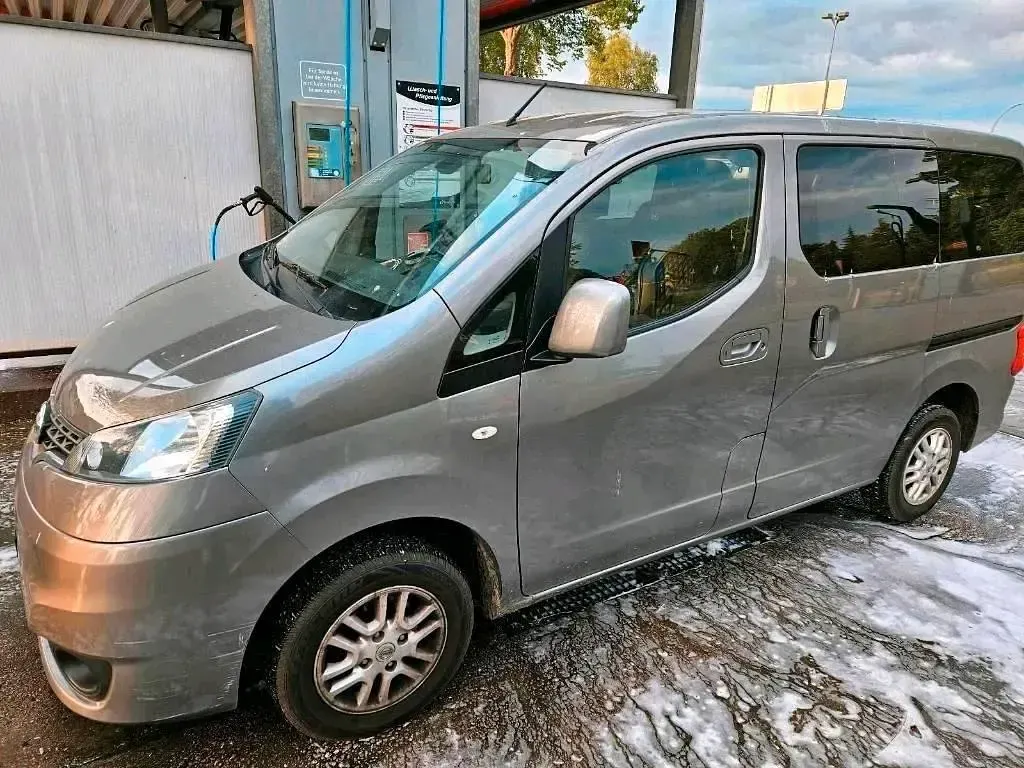 Gebraucht Nissan Evalia Tekna 110 PS (80 kW) 2013 Grau Van / Kleinbus
