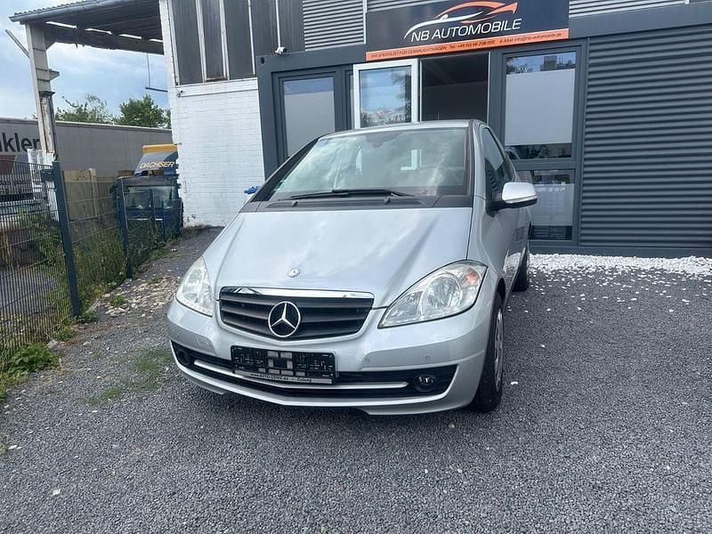 Gebraucht Mercedes A160 82 PS (60 kW) 2009 Silber Kleinwagen