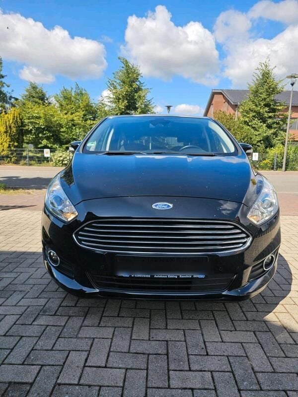 Schwarz Gebraucht 2016 Ford Galaxy S Van / Kleinbus | 11.500 € (Fairer Preis) - Bild 1/4