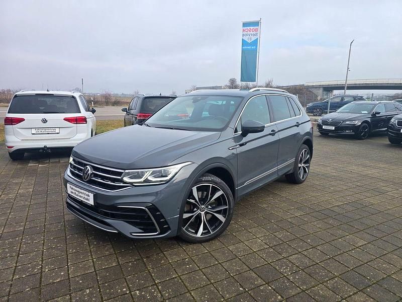Grau Gebraucht 2020 VW Tiguan R-line SUV | 32.499 € (Fairer Preis) - Bild 1/4