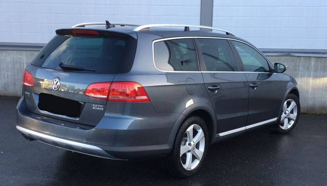 Gebraucht VW Passat Alltrack 140 PS (102 kW) 2013 Beige metallic Kombi