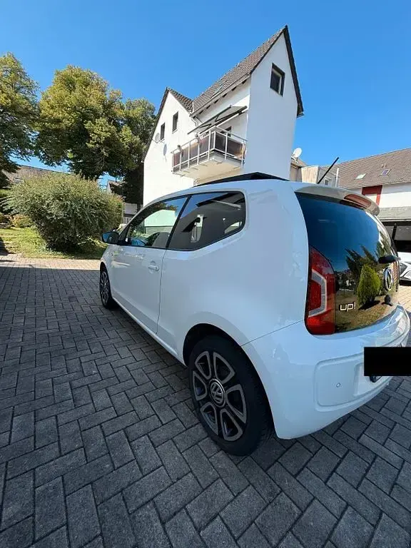 Gebraucht VW up! Cup 75 PS (55 kW) 2015 Weiß Kleinwagen