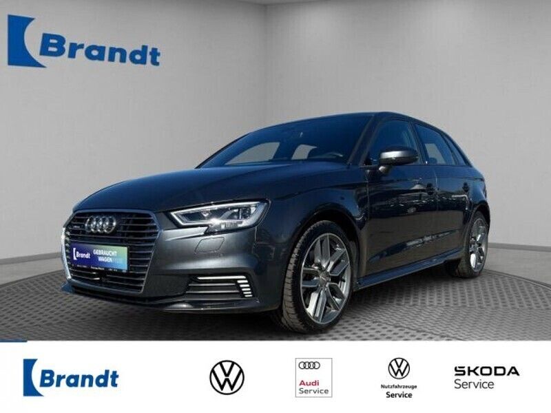 Daytonagrau perleffekt (metallic) Gebraucht 2020 Audi A3 Sportback e-tron Sport Limousine | 22.390 € (Fairer Preis) - Bild 1/3