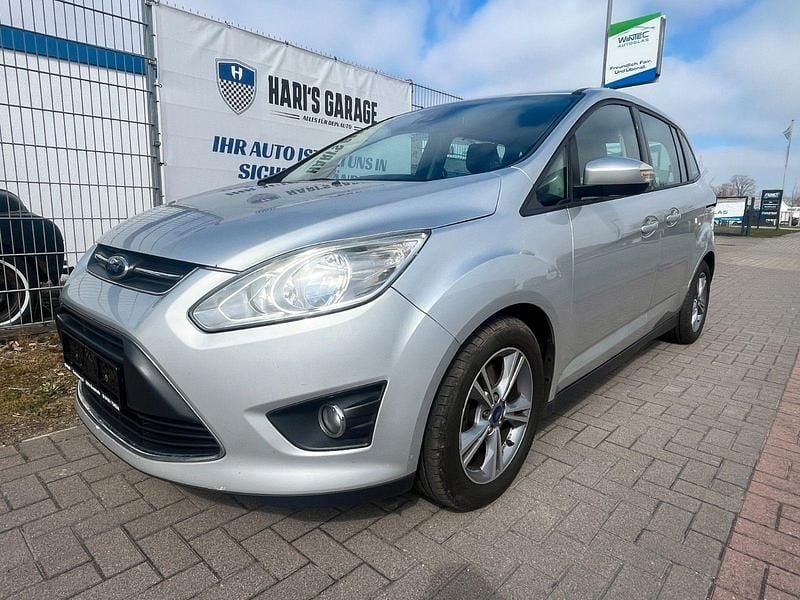 Gebraucht Ford Grand C-Max 125 PS (91 kW) 2013 Silber Van / Kleinbus