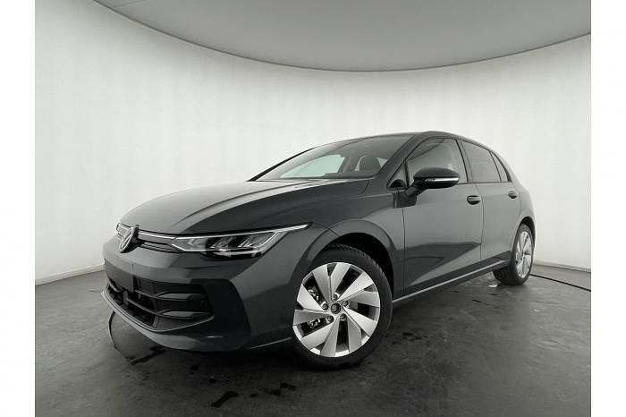 Grau, delfingrau metallic (b0) Neu 2025 VW Golf VIII Edition Limousine | 26.040 € (Guter Preis) - Bild 1/4