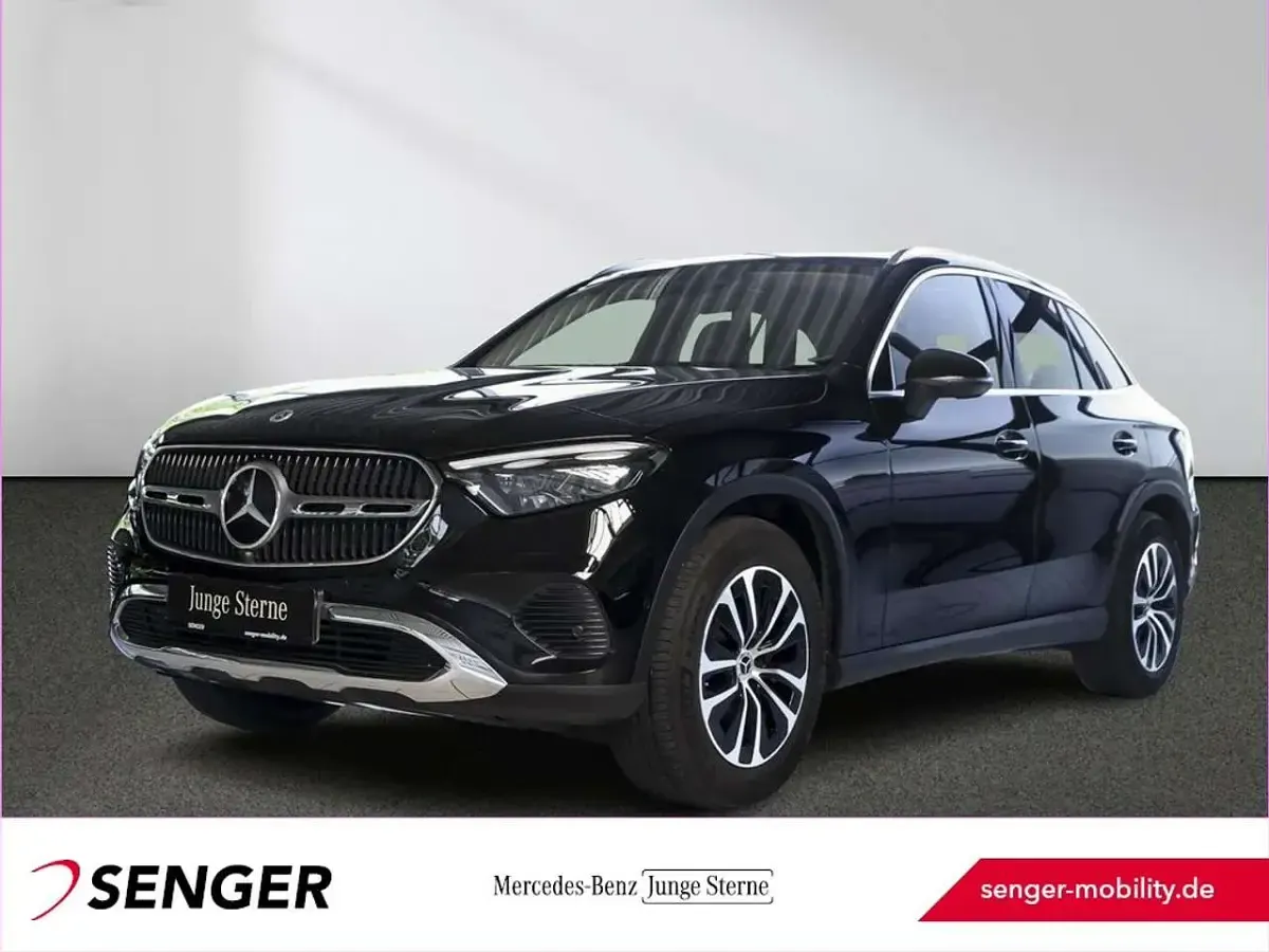 Gebraucht Mercedes GLC220 Avantgarde 197 PS (144 kW) 2024 SUV