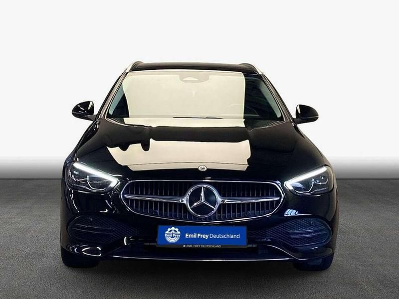 Gebraucht Mercedes C300e Avantgarde 204 PS (150 kW) 2023 Schwarz Kombi