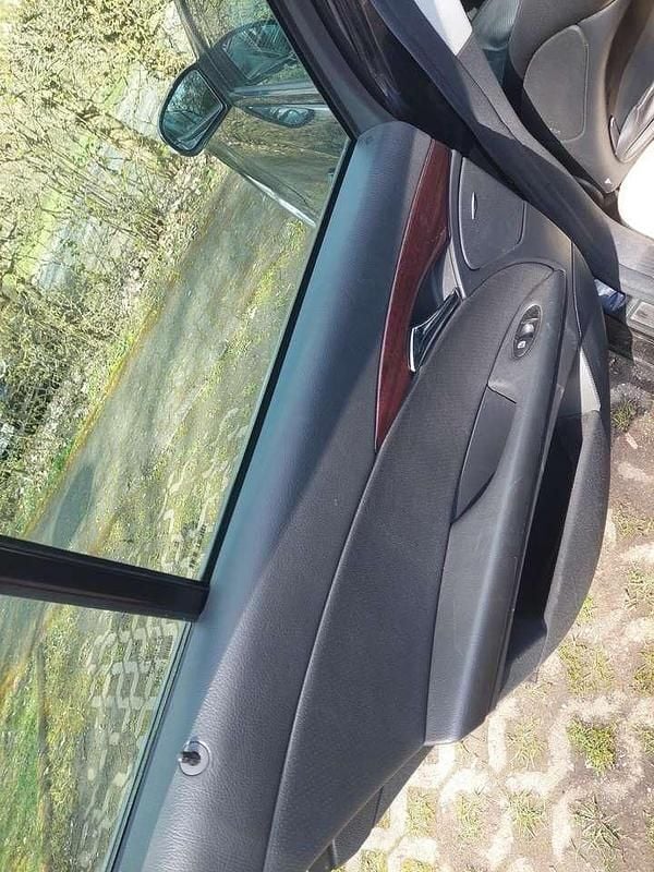 Gebraucht Mercedes E220 Avantgarde 150 PS (110 kW) 2006 Limousine