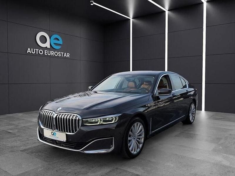 Gebraucht BMW 750 530 PS (389 kW) 2019 Andere Limousine