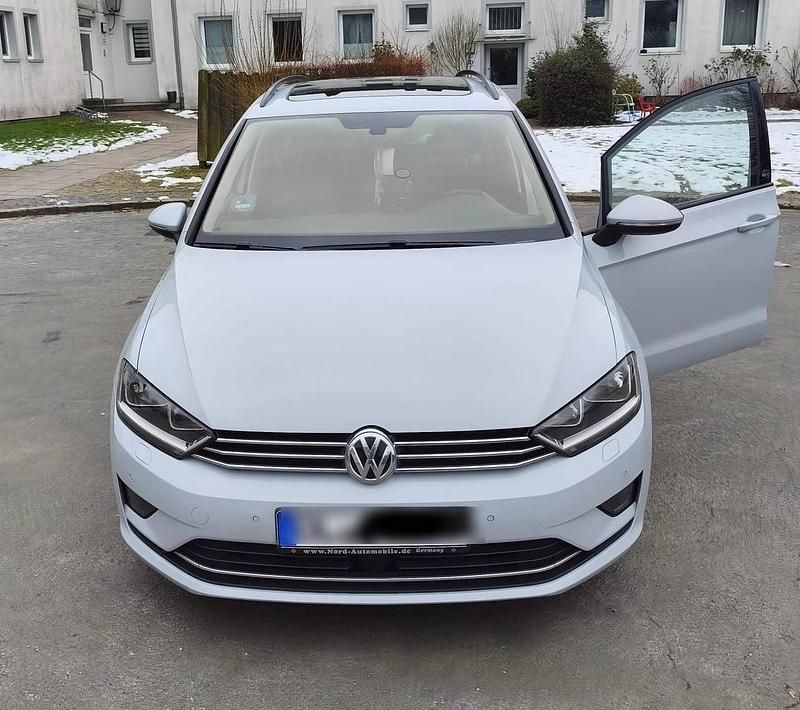 Gebraucht VW Golf Sportsvan 150 PS (110 kW) 2017 Silber Van / Kleinbus