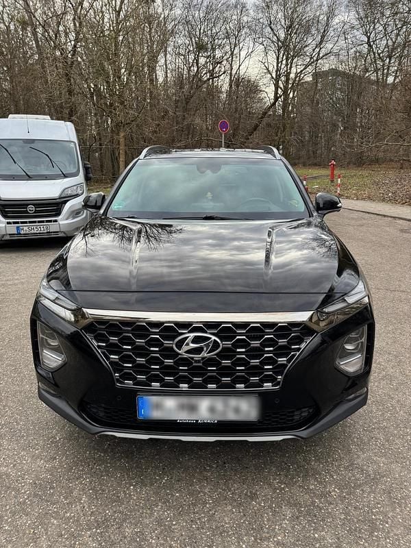 Schwarz Gebraucht 2020 Hyundai Santa Fe Premium SUV | 26.850 € (Superpreis) - Bild 1/4