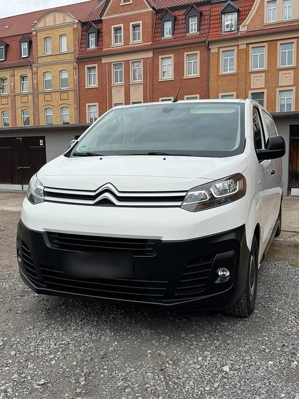 Second-hand Citroën Jumpy 115 CP (84 kW) 2018 Alb Monovolum