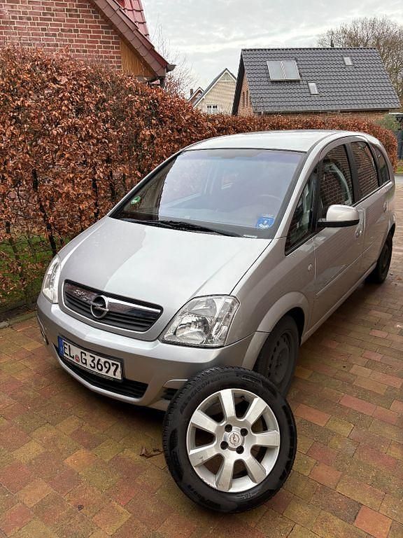 Silber Gebraucht 2006 Opel Meriva Van / Kleinbus | 1.499 € (Guter Preis) - Bild 1/4
