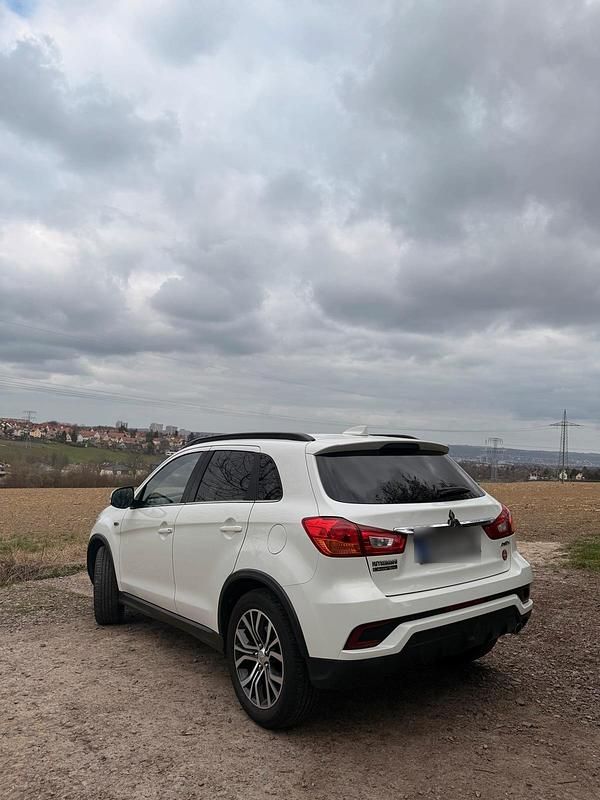 Gebraucht Mitsubishi ASX 117 PS (86 kW) 2018 Weiß SUV