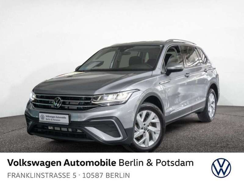 Pyritsilber metallic Gebraucht 2024 VW Tiguan Allspace Life SUV | 35.933 € (Fairer Preis) - Bild 1/2
