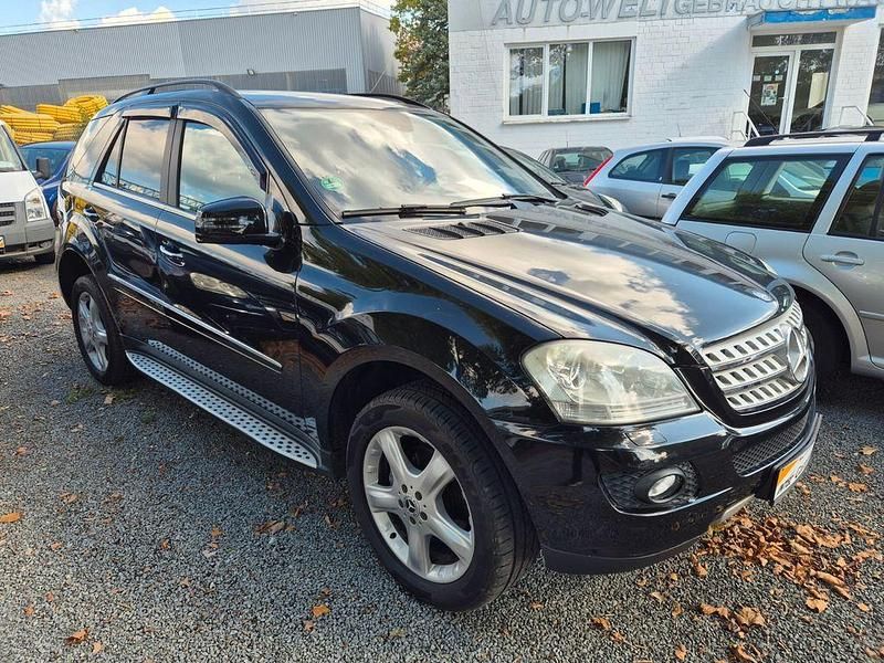 Schwarz Gebraucht 2008 Mercedes ML280 SUV | 5.999 € (Superpreis) - Bild 1/4