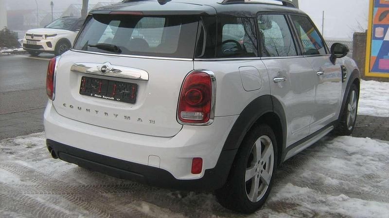 Gebraucht Mini Cooper D Countryman 150 PS (110 kW) 2017 Light white SUV