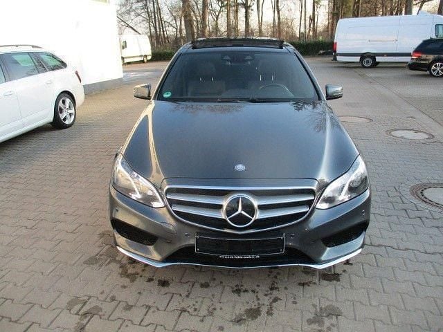 Gebraucht Mercedes E350 AMG 252 PS (185 kW) 2015 Grau Limousine