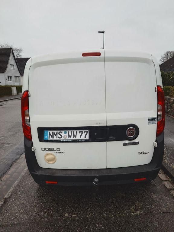 Gebraucht Fiat Doblò 101 PS (74 kW) 2015 Weiß Van / Kleinbus