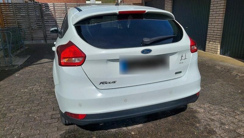 Gebraucht Ford Focus 150 PS (110 kW) 2016 Weiß Limousine