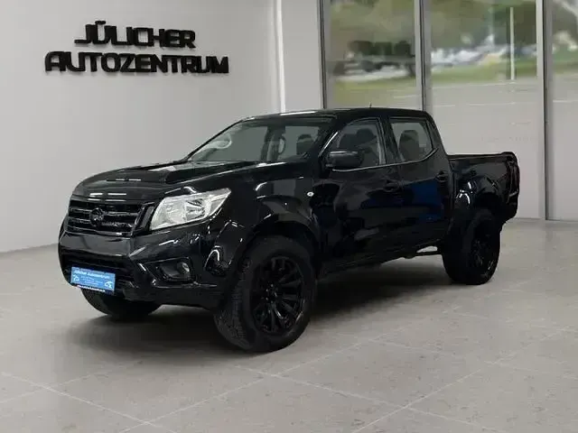 Gebraucht Nissan Navara Acenta 190 PS (139 kW) 2022 Schwarz Pickup