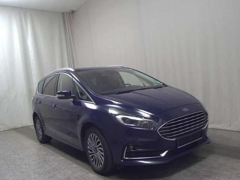 Gebraucht Ford S-MAX Titanium 150 PS (110 kW) 2022 Blau Van / Kleinbus