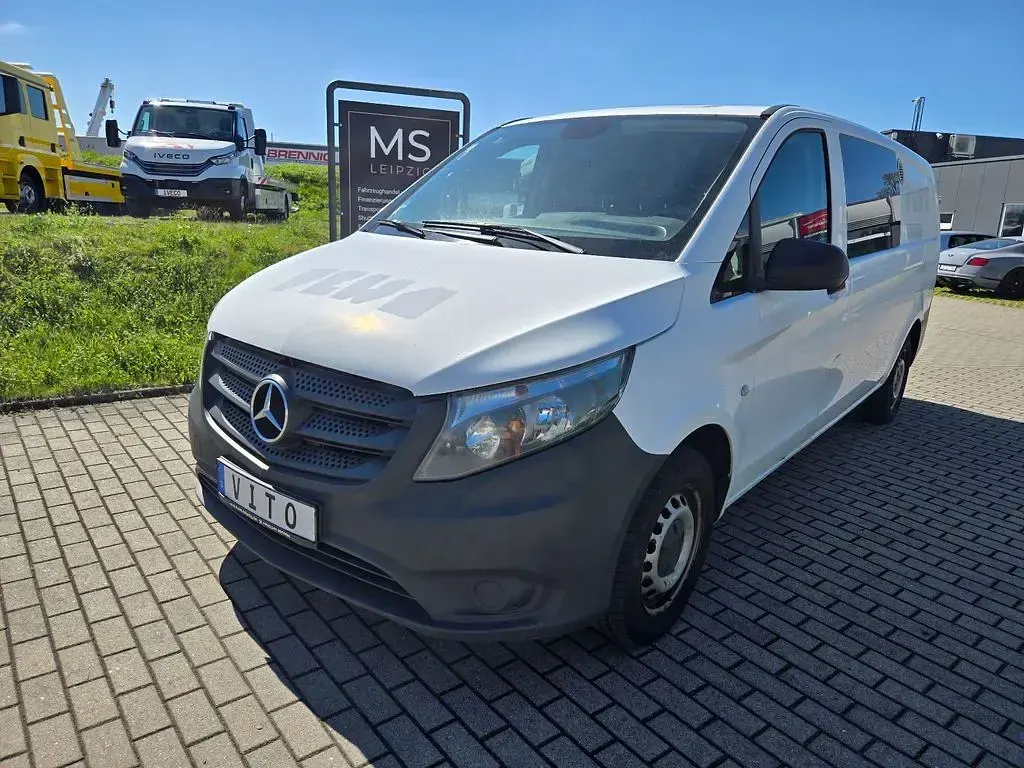 Gebraucht Mercedes Vito 163 PS (119 kW) 2015 Weiß Van