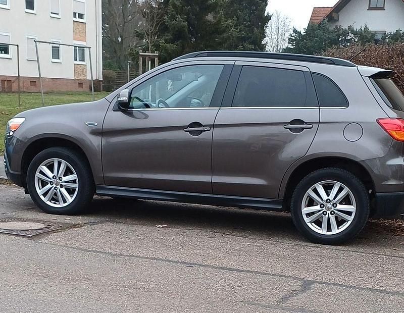 Gebraucht Mitsubishi ASX Intense 150 PS (110 kW) 2010 Andere farben SUV