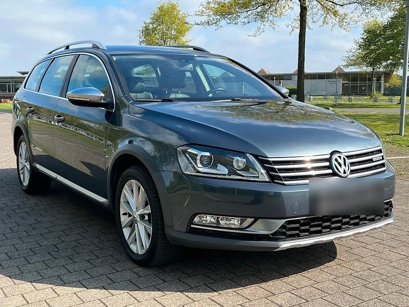Gebraucht VW Passat 211 PS (155 kW) 2012 Grau Kombi