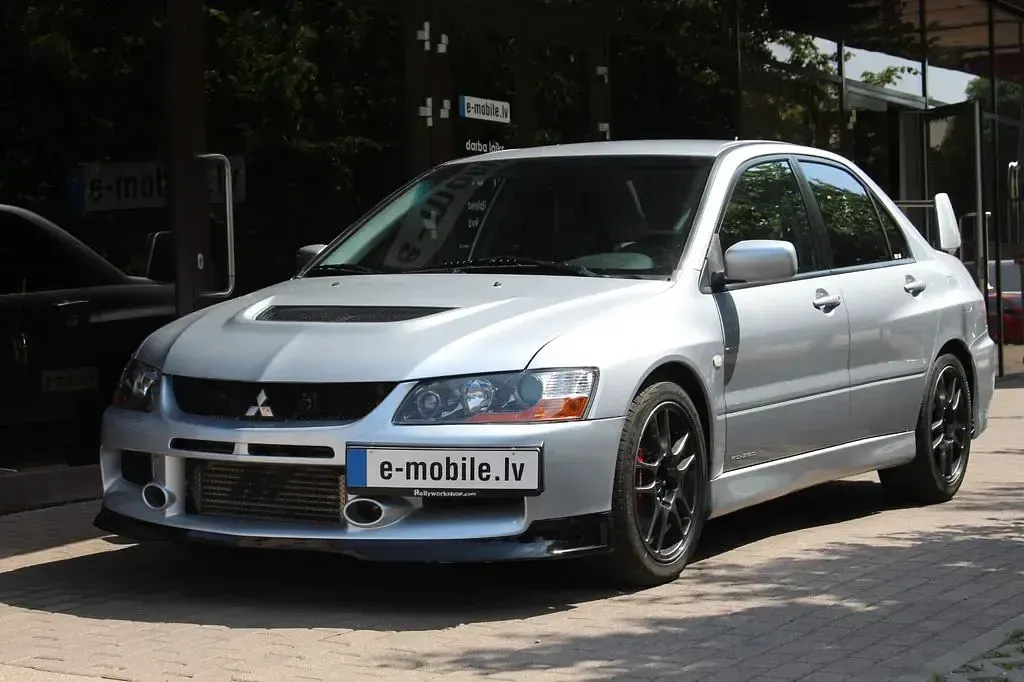 Second-hand Mitsubishi Lancer Evolution Edition 371 CP (272 kW) 2006 Argintiu Berlinǎ