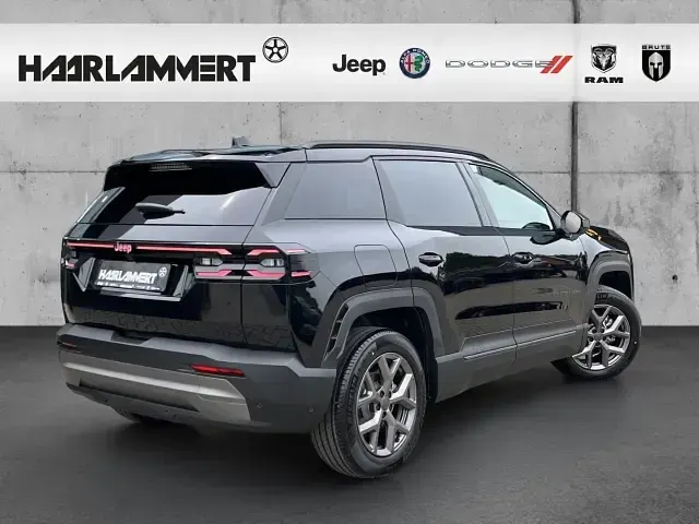 Neu Jeep Compass Altitude 145 PS (106 kW) 2026 Schwarz SUV
