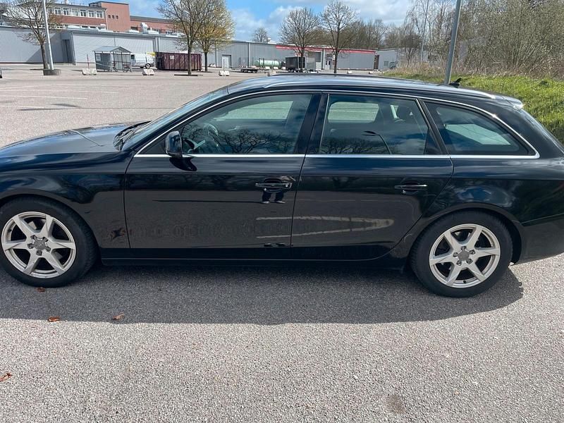 Gebraucht Audi A4 143 PS (105 kW) 2008 Schwarz Kombi