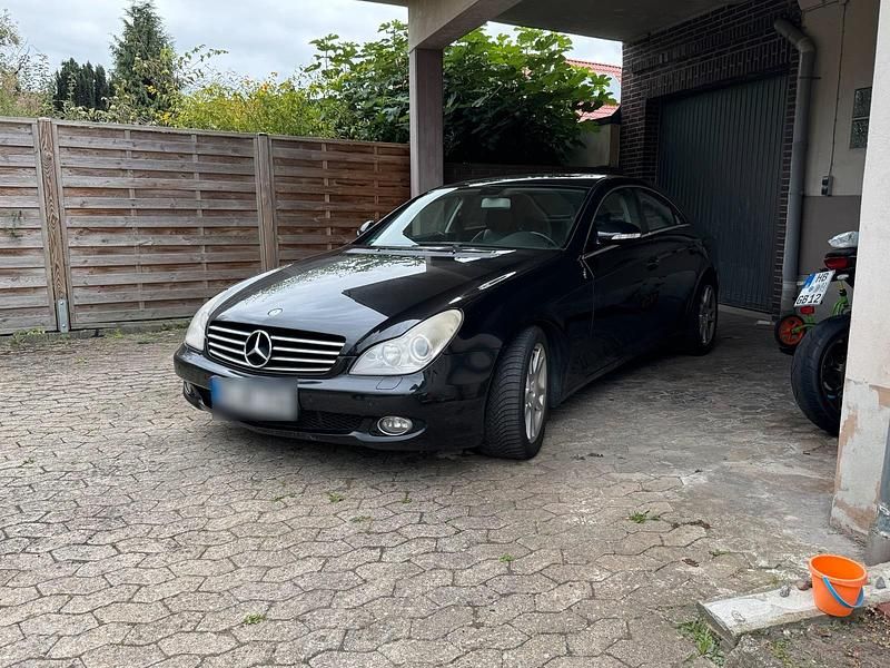 Gebraucht Mercedes CLS320 224 PS (164 kW) 2007 Schwarz Limousine